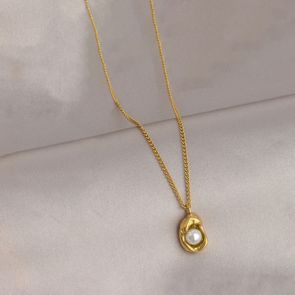 Auric Pearl Necklace