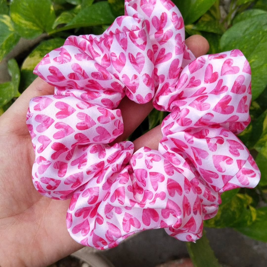 Velvet Valentine - Scrunchie
